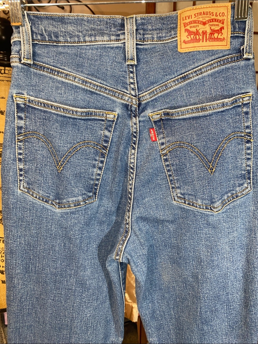 Levi Strauss RIBCAGE BOOT Jeans - Size 28 - Picture 6 of 10
